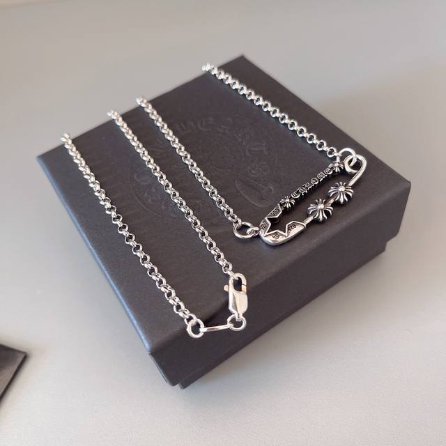 太帅爆了最新款克罗心 不爆不发 厂家直销 原版一比一复刻 克罗心项链