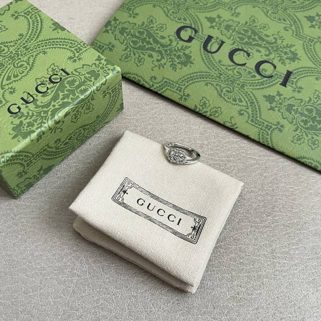 Gucci双G镶钻戒指，原版1:1定制 奢侈 简约时尚 超耐看。 码数：678