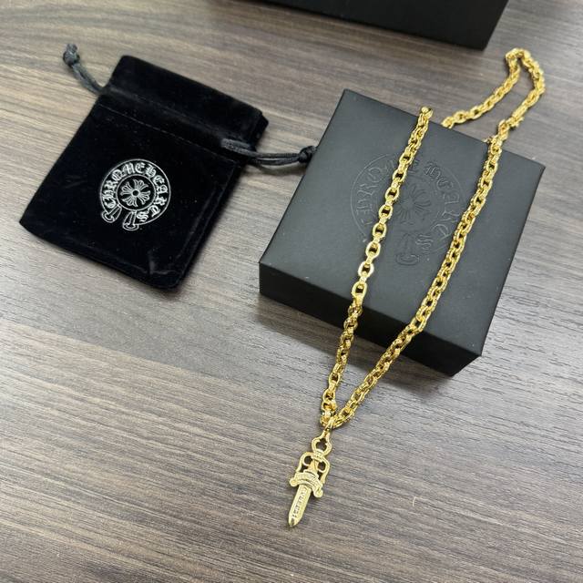 太帅爆了最新款克罗心 不爆不发 厂家直销 原版一比一复刻 克罗心项链