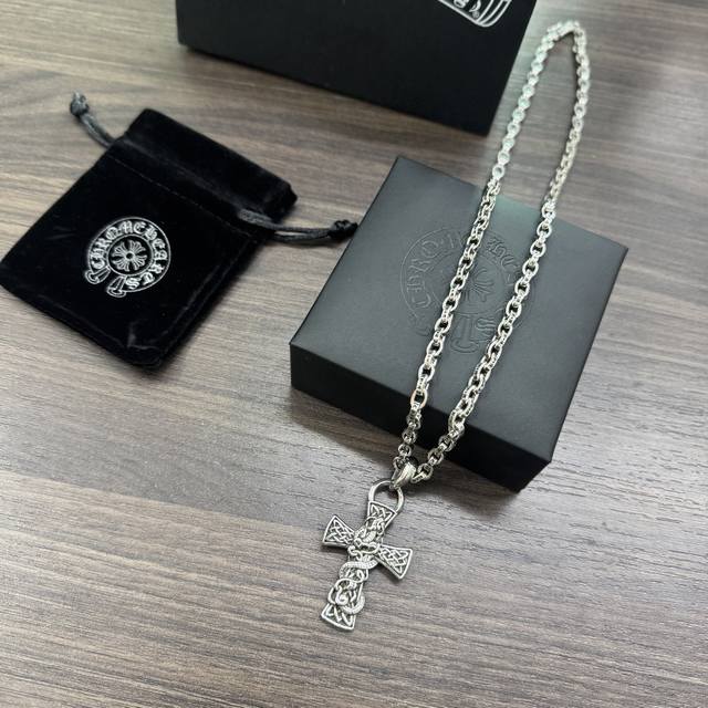 太帅爆了最新款克罗心 不爆不发 厂家直销 原版一比一复刻 克罗心项链