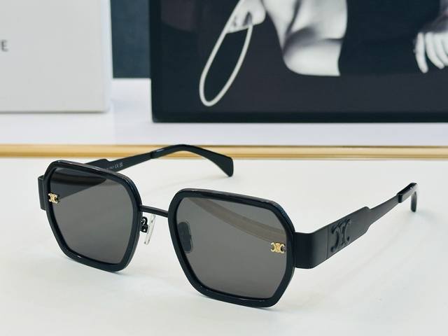 Celine 赛琳 Cl40333F Size：53口21-145 一直热销的款式 欧美风 L光泽度好 质感强 工艺超赞 DDD