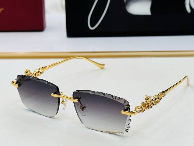 Cartie* 卡家 Ct01821 太阳镜 Size：57口17-145 工艺精湛气质十足！Bm男女同款 高品质 DDD