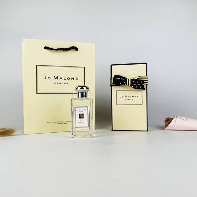 原单品质 DDD 实拍 DDD 祖马龙蓝风铃 Ml DDD 祖玛珑英国梨 Ml DDD 祖马龙海盐 Ml DDD