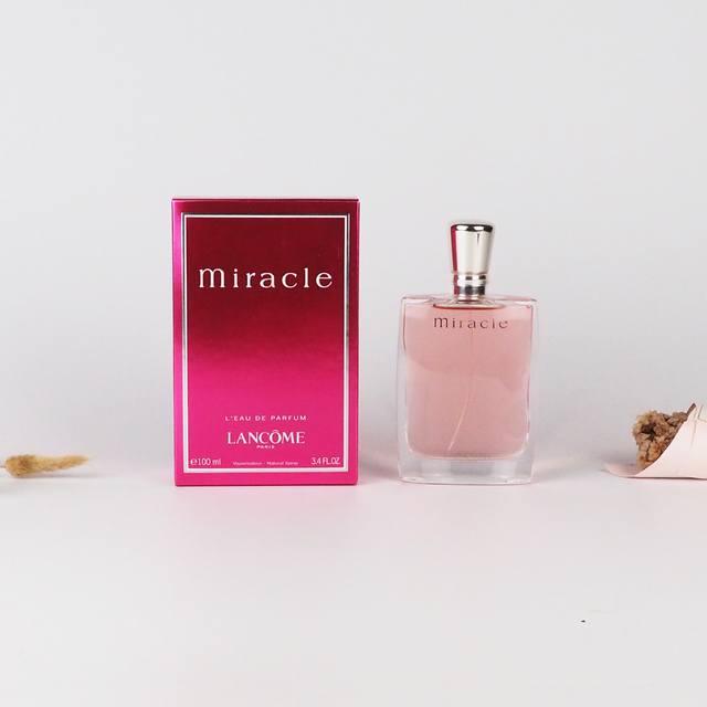 原单品质 DDD 实拍 DDD 兰蔻奇迹女士 Ml 真爱奇迹 Lancome Miracle DDD 品牌：兰蔻 DDD 香调：花香调 DDD 前调：荔枝小苍兰