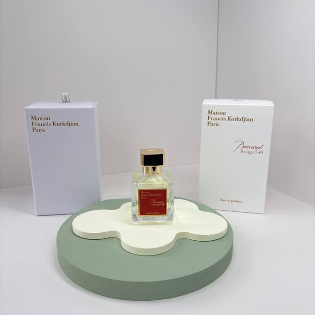 原单品质 DDD 弗朗西斯 库尔吉安 DDD Maison Francis Kurkdiian DDD Mfki一场贵族式的欢愉 DDD 让人过鼻难忘的“高级香