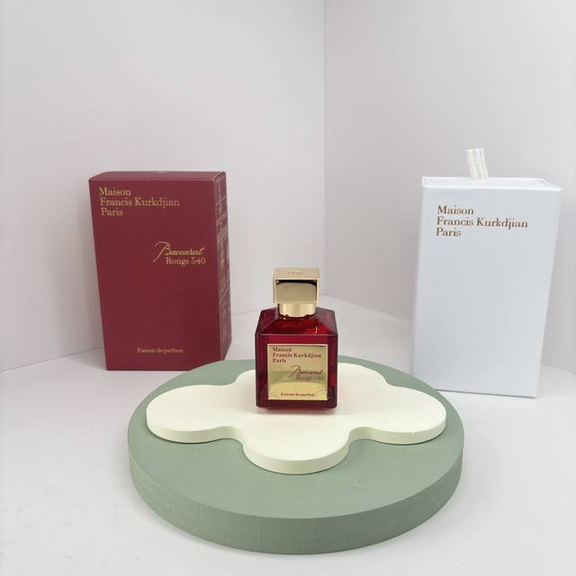 原单品质 DDD Mfk吉安香水百家乐540红瓶 DDD 弗朗西斯 库尔吉安 Maison Francis Kurkdjian DDD 俗称：Mfk DDD 香