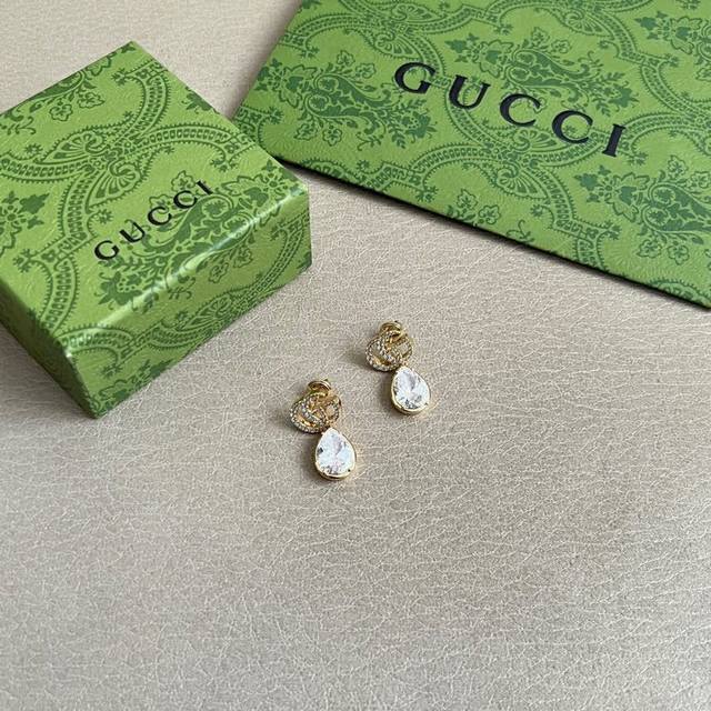 新款 珠宝系列 古驰Gucci 耳钉，原版1:1定制 奢侈 简约时尚 超耐看。 DDD