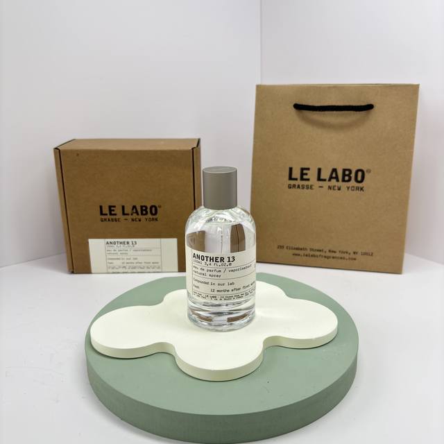 原单品质 DDD Lelabo 实验室 别样 13 DDD 这瓶说是伪体香天花板真的不夸张 DDD 我愿称之为行走的人间蛊王 谁用谁就是自带柔光滤镜的氛围感美人