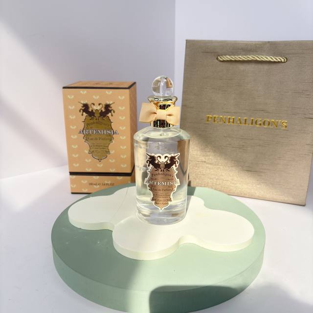 原单品质 DDD 潘海利根 致命温柔 DDD 前调：油桃绿叶 DDD 中调：紫罗兰香草 铃兰 茶叶茉莉 苹果 DDD 后调：麝香 檀香木 橡木苔 琥珀 DDD