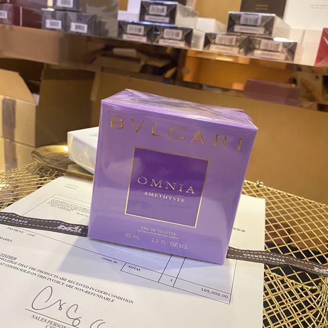 原单品质 DDD 宝格丽紫水晶65Ml Bvlgari 宝格丽紫车轮香水 花舞轻盈紫晶纯香女士香水65Ml。 DDD 紫晶是晶彩系列中最优雅的一支了。初闻之时，