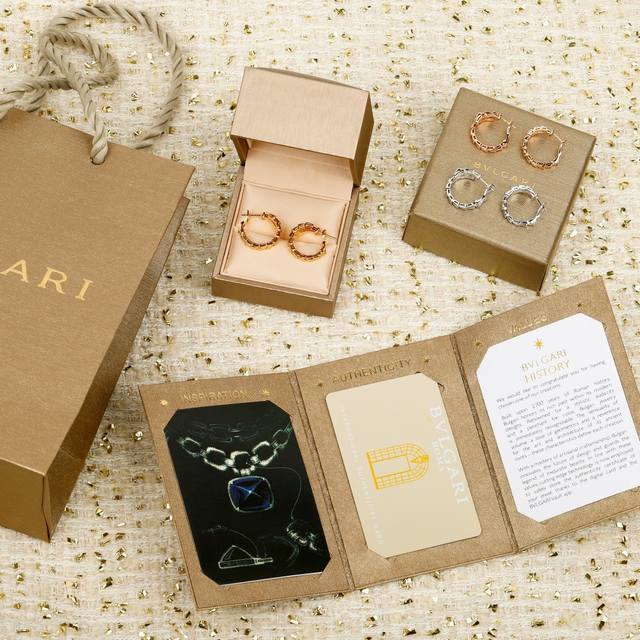 纯银 V金P220 DDD 我们出品 宝格丽蛇形耳扣，可订做真金真钻，Pk市面各种金货量大咨询客Fu DDD Serpenti Viper系列以创新前卫的迷人设