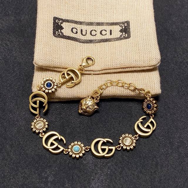 DDD 超级爆的一款Gucci古驰双G手链 专柜正品同步品质Logo高品质必拔草Zp定制 ～ 精致女孩必备夏天露手腕的季节美爆了 DDD