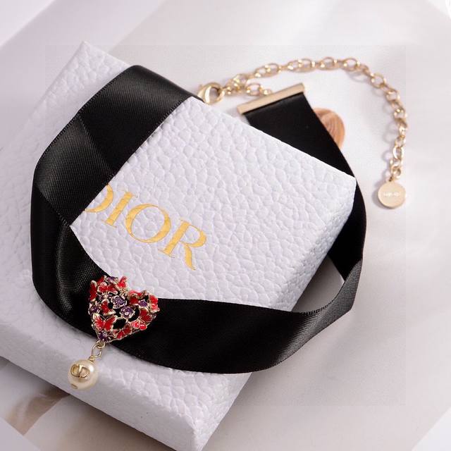 新品原单货 新款Dior迪奥项链专柜一致黄铜材质 超级有质感 DDD