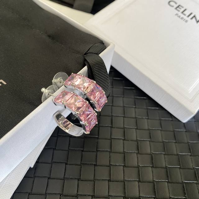 卖疯了杨幂明星热推款 Celine彩宝系列珠宝性感立体Soleil时尚粉色彩钻圆环耳钉耳环出货独特设计360度无死角多种戴法 明星同款，美美哒漂亮极啦明星联名同