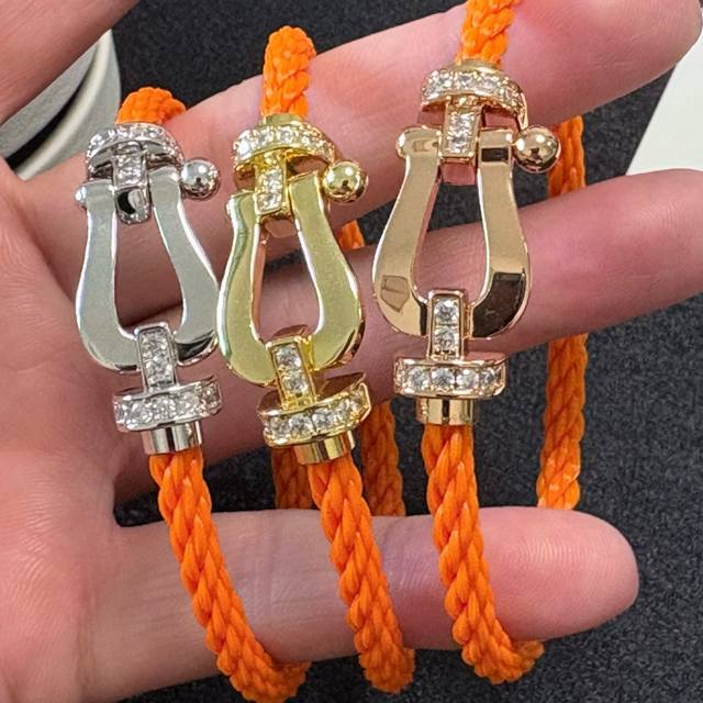 DDD 新品发布火爆费雷德 Fred斐登银色、玫瑰金、金色扣头满钻、半钻、无钻马蹄扣中性款高品质荧光橙色、爱马仕橙色、柠檬黄、淡黄色尼龙绳手链手镯！本命年红皮绳