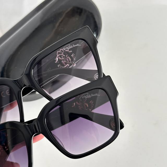 细节图 Roberto Cavalie*Model：Srs040M Size：51口20-140