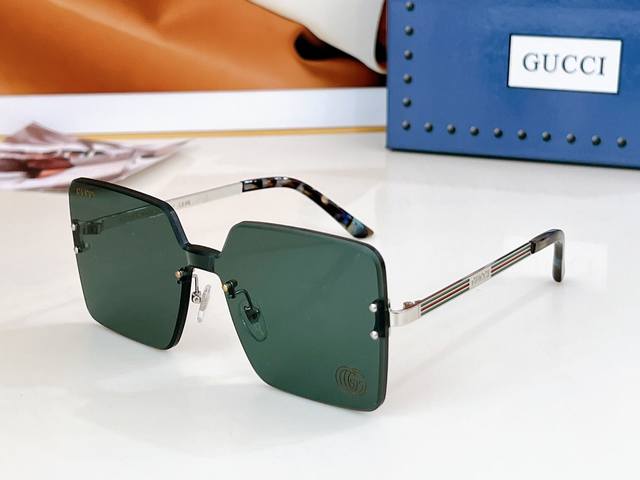 Gucc* Model:Gg1623 Size: 136口0-145