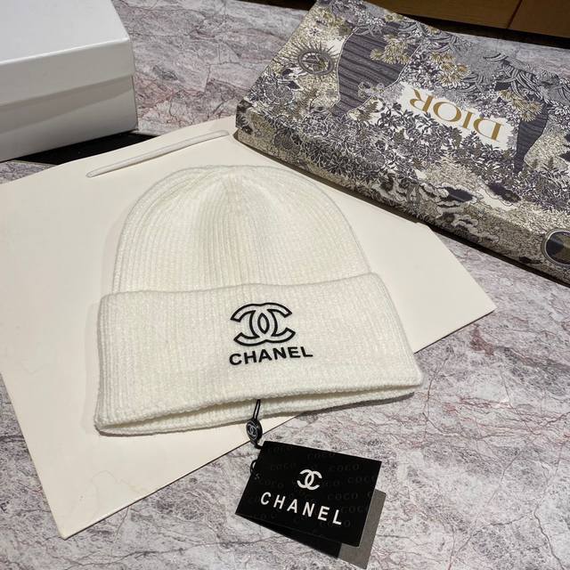跑量 Chanel秋冬新款冷帽针织帽 超级软弹力超级大，非常保暖，凹造型绝了！
