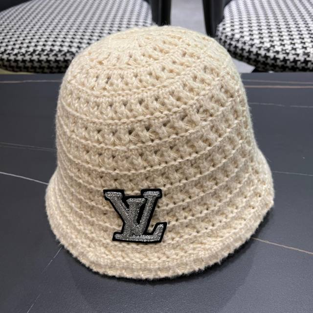 Lv 路易威登 2024秋冬新款针织毛线帽，手抓渔夫帽，简约百搭款，黑 卡米三色