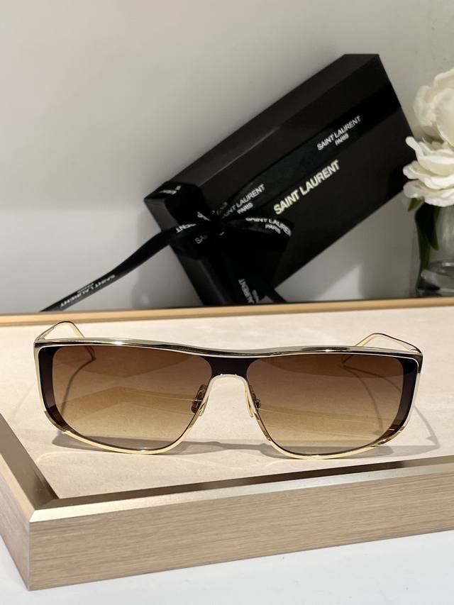Saint Laurent Sl605 Size:99口1-145 方形窄框 每一付独立编码 跟足原版