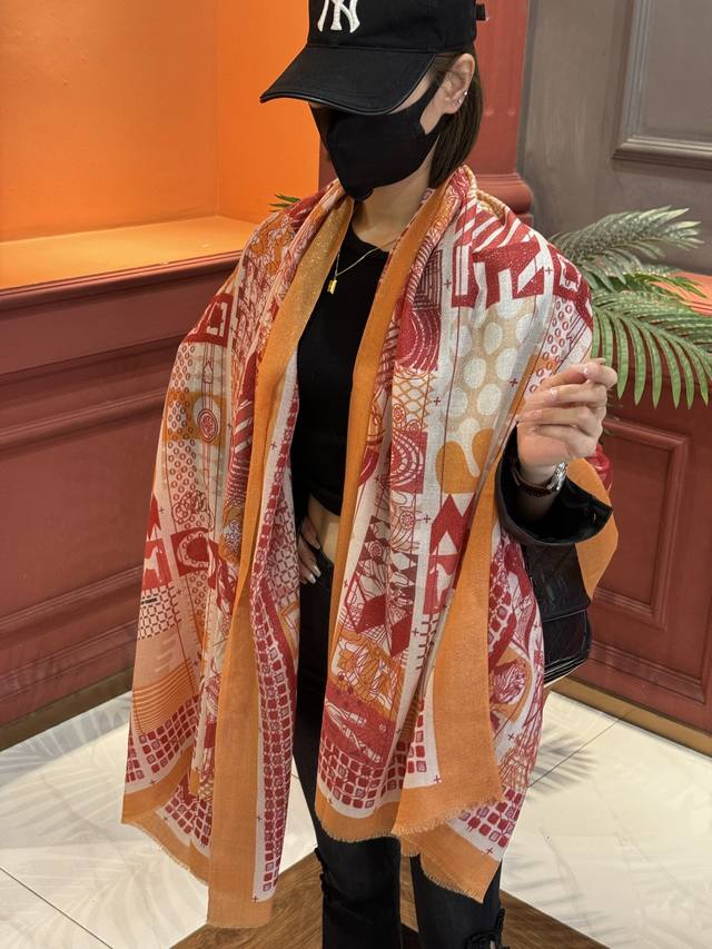 会发光发亮的围巾 爱马仕 专柜同步 买了都说好看羊绒印花推荐顶级工艺超值爱马仕专柜爆款羊绒方巾立体呈现图案纹路实物档次极高特殊工艺高端研发惊艳问世特殊尖端工艺处