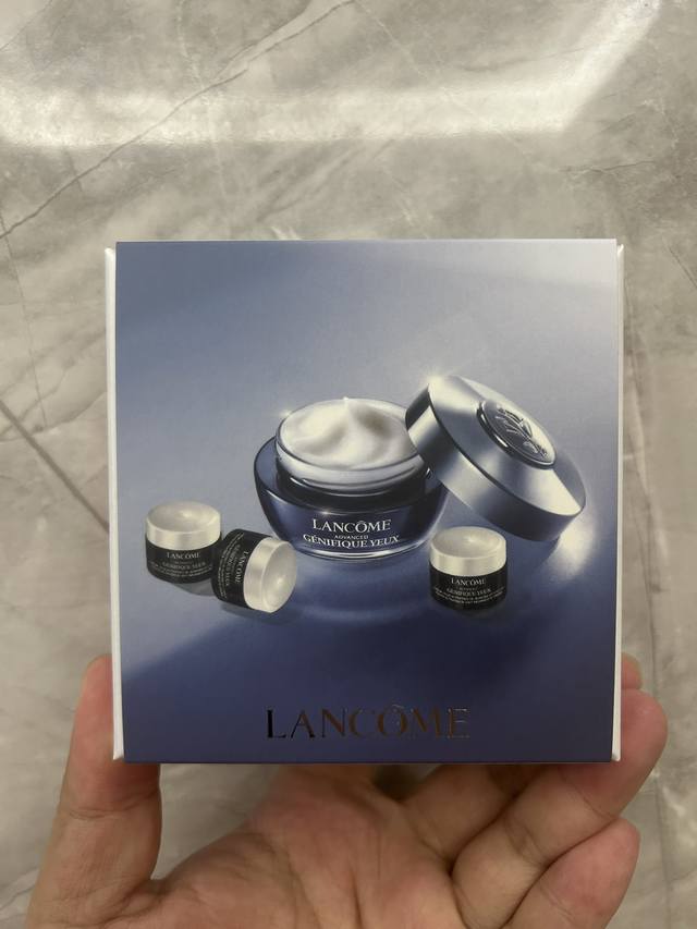 一比一 同步正品质量，平台代购直出无压力兰蔻小黑瓶眼霜3+1套装！内含：15Ml+3*5Ml。