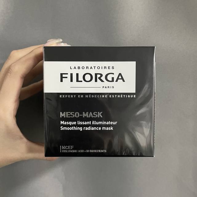 菲洛嘉十全大补面膜50Ml实拍现货filorga菲洛嘉面膜50Ml！十全大补法国顶级药妆江湖人称十全大补的菲洛嘉面膜，明亮换肤柔滑肌肤，深层透亮皮肤，还可以抚平