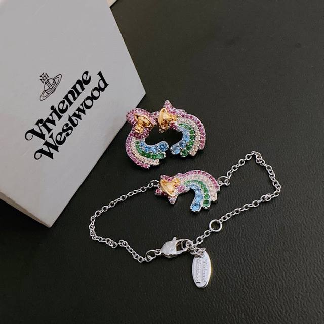 Vivienne Westwood西太后薇薇安土星手链！英国时装设计师，时装的朋克之母！时尚潮流风格，品质强大，超美的设计！简约大气刺绣logo精致这个款不用担