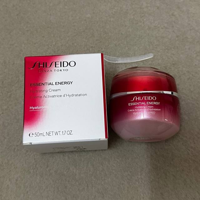 一比一 资生堂红腰子面霜50Ml！红腰子精华一样，主打肌源赋活技术，提升肌肤免疫力。同时修复受损细胞，滋润肌肤抗衰老。