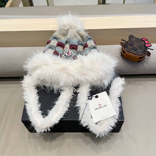 Moncler2024秋冬季加厚毛绒绒保暖雷锋帽子女可爱防寒护耳帽户外骑车冷帽