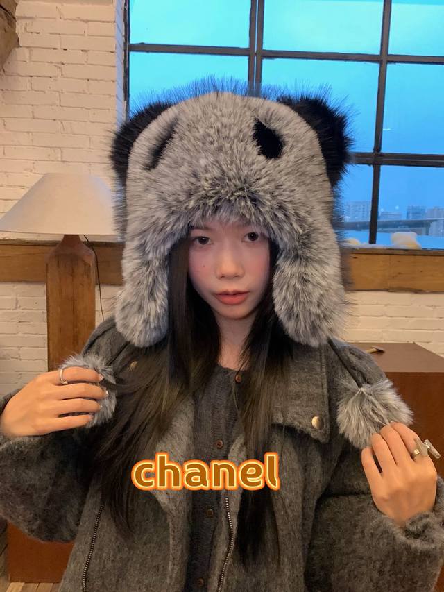Chanel可爱大熊猫帽子女2024秋冬新款小熊耳朵毛绒帽子加厚保暖护耳帽潮