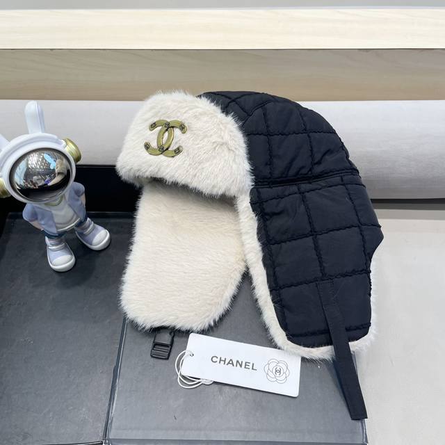 Chanel加棉雷锋帽女冬季防寒保暖气质韩版简约时尚百搭毛绒滑雪护耳帽男