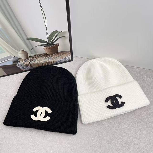 跑量 Chanel～秋冬新款冷帽针织帽 超级软弹力超级大，非常保暖，凹造型绝了！