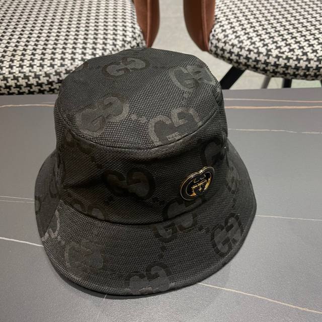 原单品质Gucci古奇渔夫帽火爆来袭 工艺非常精美 高档大气上档次！方便携带！跑量！