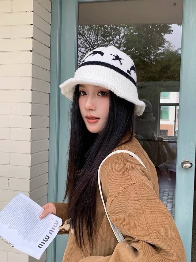 香奈儿Chanel 2024新品韩系条纹毛线渔夫帽小香经典简约，