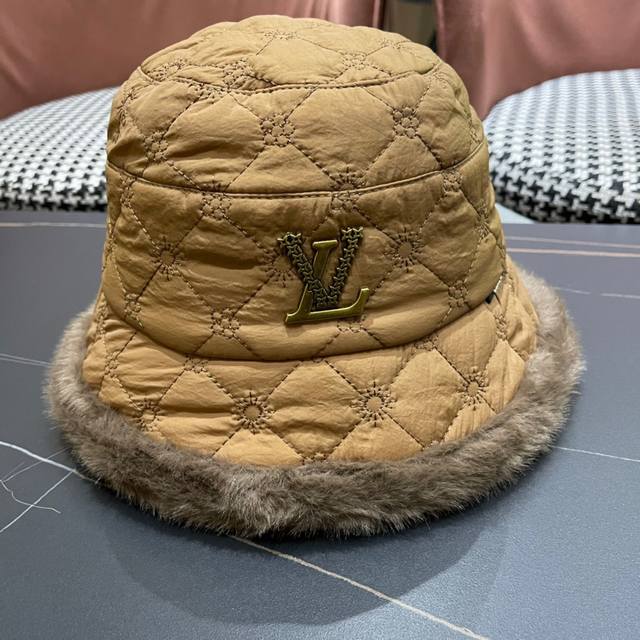 路易威登Louisvuitton可爱渔夫盆帽冬季毛绒盆帽子保暖韩版百搭潮牌