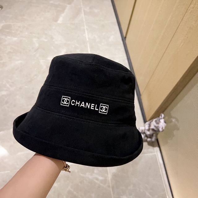 特 配防尘袋 Chanel香奈儿 2024新款加厚款小香简约渔夫帽，超好搭配，赶紧入手！