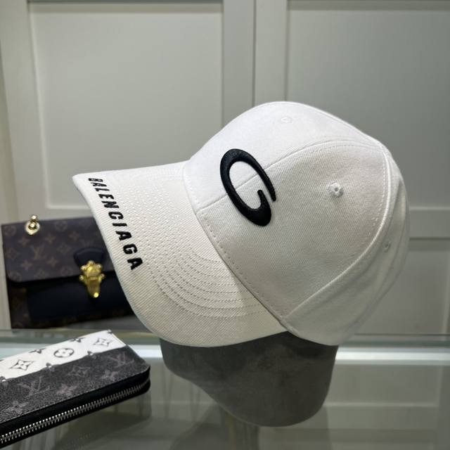 Balenclaga官网新品 巴黎世家新款棒球帽 现货秒发简约时尚超级无敌好看的帽子！情侣款！原单货比起其他帽子的优势，