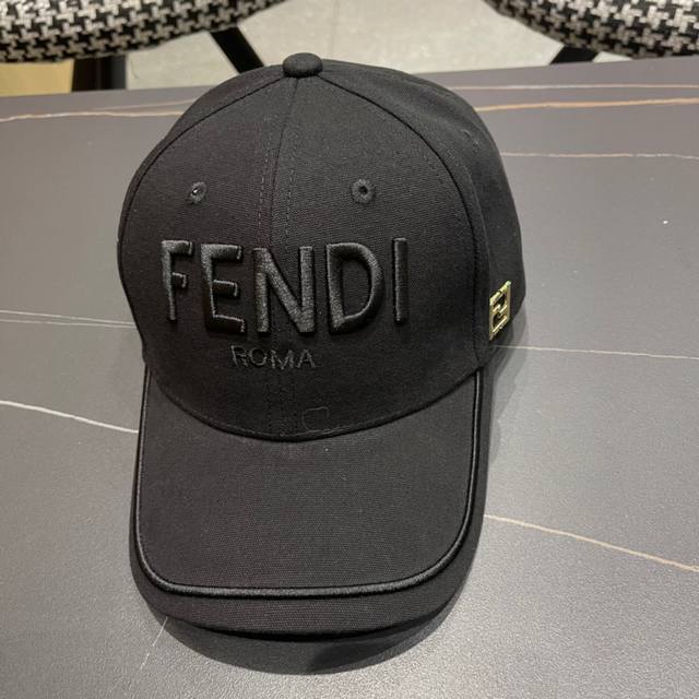 Fendi芬迪，2024新品棒球帽 代购版本！时尚潮流，高端做工！