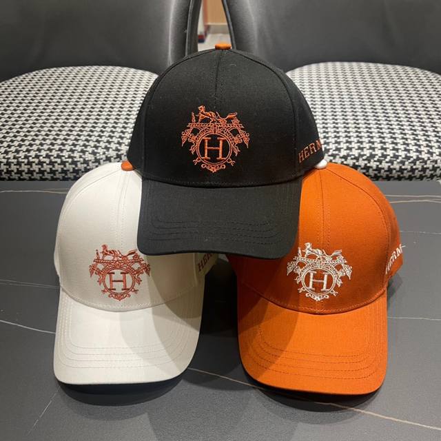 配盒子布袋，HermèS 爱马仕 原单棒球帽，经典H，正品开模订制，原版透气帆布面料原厂精钢调节扣，做工细致，时尚帅气质量超赞！
