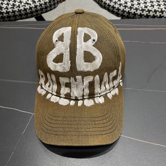 新款Balenciaga 巴黎世家鸭舌帽画画字母棒球帽，雅痞街头风，时尚男女妥妥驾驭！