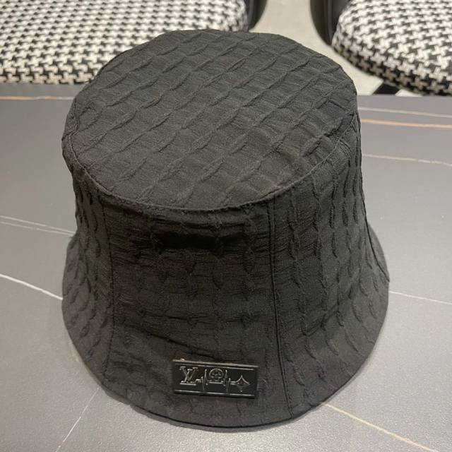 上新！路易威登 Louisvuitton 2024新款Lv渔夫帽，重工打造高端大气，百搭款男女通用！