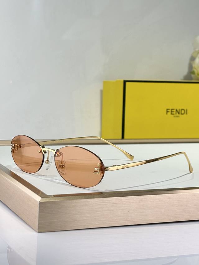 Fend* Mod：Fe4075Us Size：54-15-135 新配色 好温柔