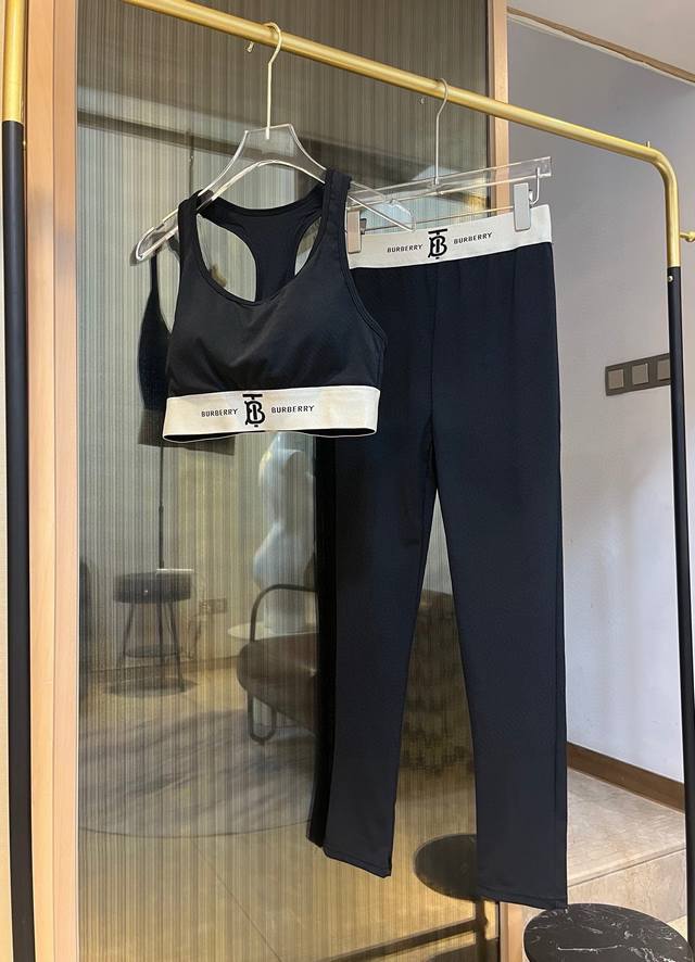 特 Tb巴宝莉Burberry新款高弹力健身瑜伽服运动套装~塑腰小背心 修身提臀显瘦打底裤脚 码数：Sm L Xl