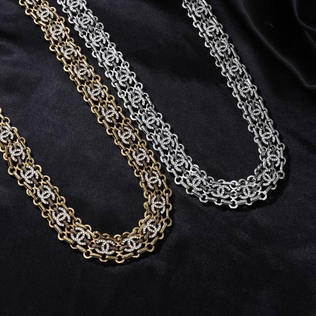Chanel 小香腰链 采用原版一致黄铜材质 超级重工的一款腰链 力求完美 做到1:1 代购级别