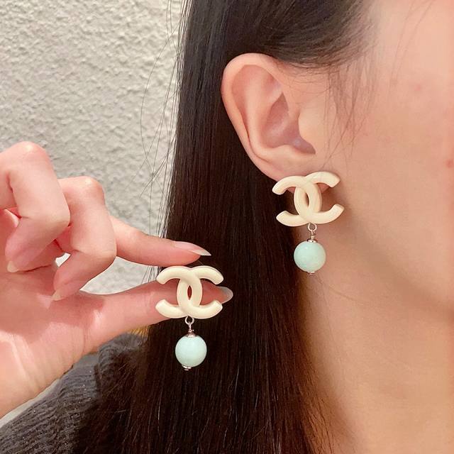 香奈儿珍珠双C耳环